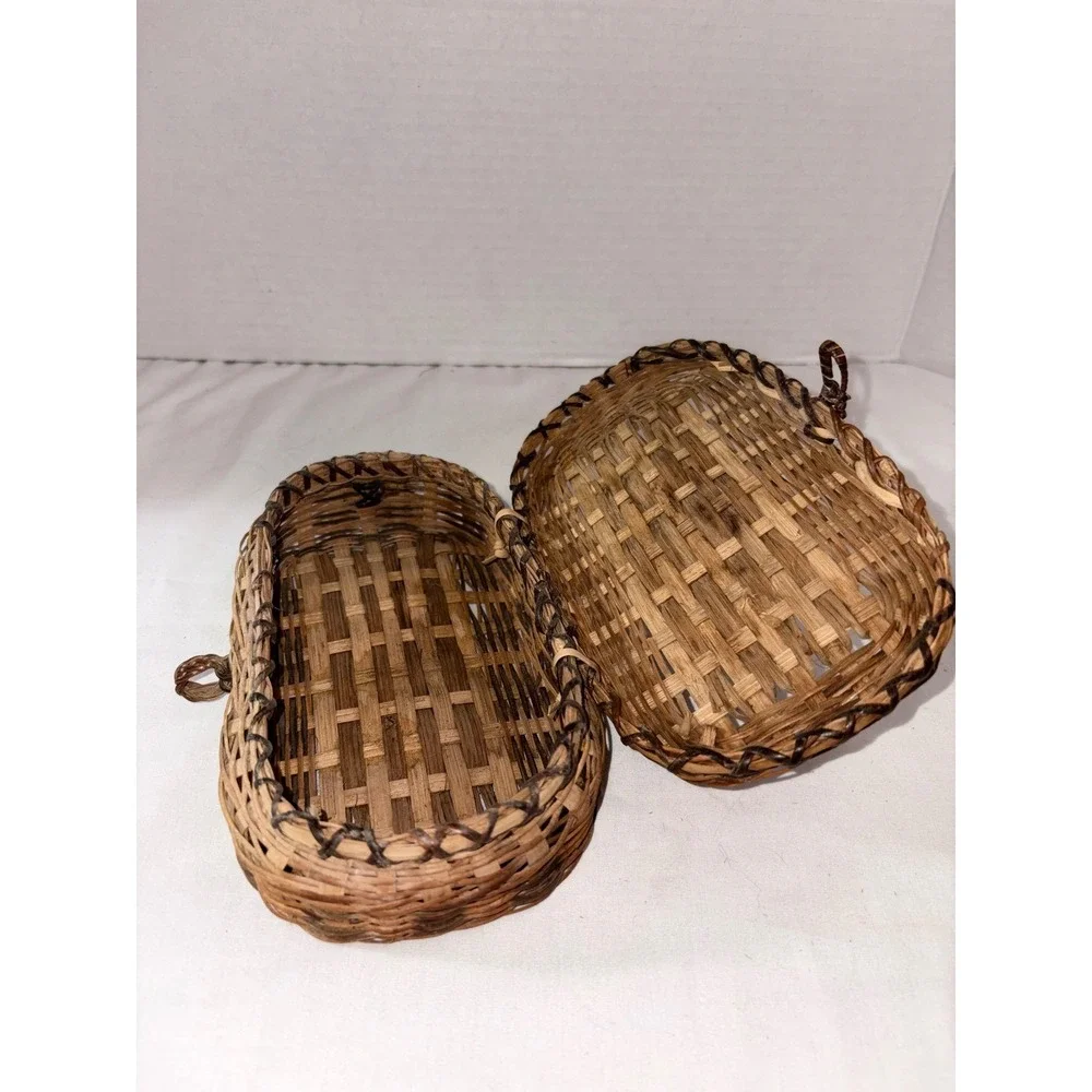 Vintage Woven Wicker Pill Box Small Trinket Basket Oval Brown Boho Keepsake Case